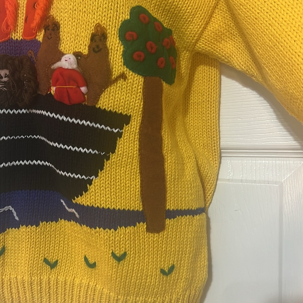 Aunti M’s Fantasies Noah’s Ark child yellow crew neck pullover sweater, size L - Picture 5 of 13